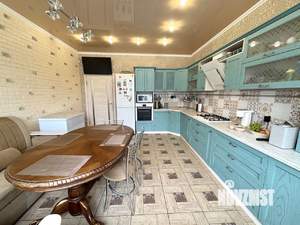 Дом 152м&sup2;, 2-этажный, участок 4 сот.  