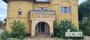 Дом 398м², 2-этажный, участок 6 сот.  