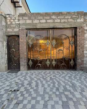 Дом 176м², 2-этажный, участок 4 сот.  