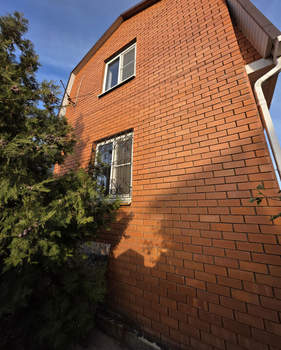 Дом 61м², 2-этажный, участок 6 сот.  