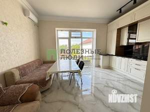 Коттедж 233м², 2-этажный, участок 7 сот.  