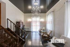 Коттедж 354м², 2-этажный, участок 7 сот.  