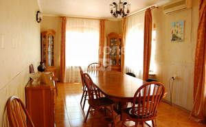 Дом 356м&sup2;, 3-этажный, участок 7 сот.  