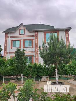 Дом 229м², 3-этажный, участок 3 сот.  