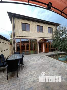 Дом 143м², 3-этажный, участок 3 сот.  