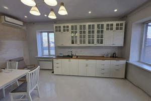 Дом 327м², 3-этажный, участок 8 сот.  