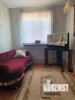 Дом 240м², 2-этажный, участок 13 сот.  