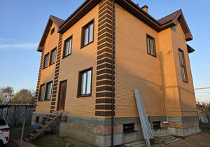 Дом 327м², 3-этажный, участок 8 сот.  