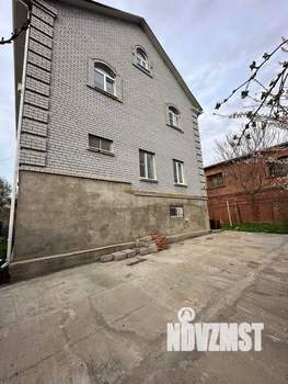 Дом 360м², 3-этажный, участок 4 сот.  