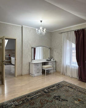 Дом 390м², 4-этажный, участок 10 сот.  