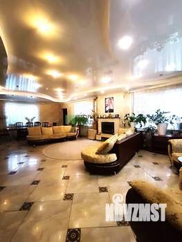 Дом 195м², 2-этажный, участок 6 сот.  