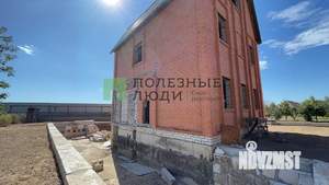 Дом 174м&sup2;, 3-этажный, участок 15 сот.  