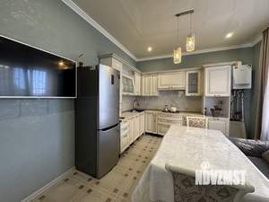 Дом 185м², 2-этажный, участок 3 сот.  