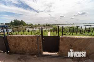 Дом 340м², 3-этажный, участок 9 сот.  