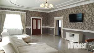 Дом 183м², 2-этажный, участок 6 сот.  