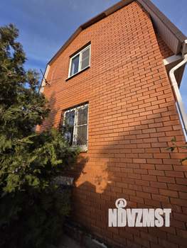 Дом 61м², 2-этажный, участок 6 сот.  