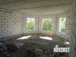 Дом 240м², 2-этажный, участок 6 сот.  