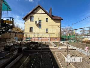 Дом 247м², 3-этажный, участок 498 сот.  