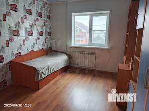 Дом 237м², 3-этажный, участок 13 сот.  