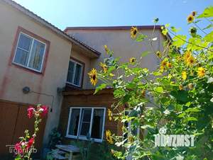 Коттедж 219м&sup2;, 2-этажный, участок 12 сот.  