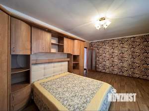 Дом 190м&sup2;, 2-этажный, участок 3 сот.  