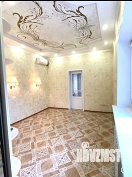 Коттедж 214м², 3-этажный, участок 5 сот.  