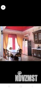 Коттедж 380м&sup2;, 3-этажный, участок 10 сот.  