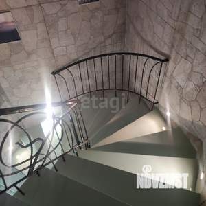 Дом 408м², 3-этажный, участок 8 сот.  