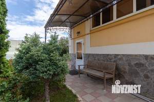 Коттедж 340м&sup2;, 3-этажный, участок 9 сот.  