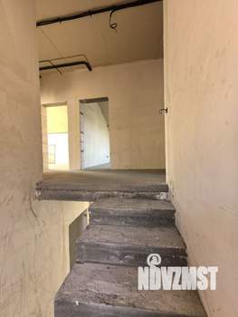 Дом 196м², 2-этажный, участок 4 сот.  