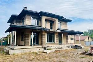 Дом 470м&sup2;, 2-этажный, участок 16 сот.  