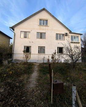 Дом 360м², 3-этажный, участок 7 сот.  