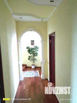 Дом 158м&sup2;, 2-этажный, участок 8 сот.  