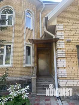 Дом 298м², 3-этажный, участок 9 сот.  