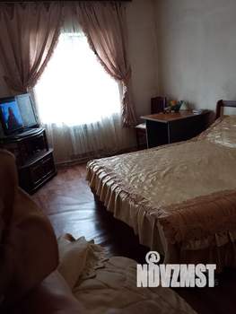 Дом 172м², 2-этажный, участок 3 сот.  