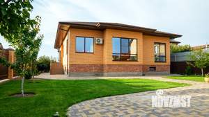 Коттедж 230м&sup2;, 1-этажный, участок 6 сот.  