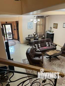 Дом 143м², 3-этажный, участок 3 сот.  