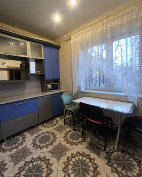 Дом 360м², 3-этажный, участок 7 сот.  