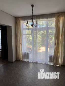 Дом 120м&sup2;, 2-этажный, участок 4 сот.  