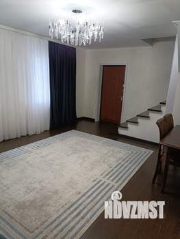 Дом 120м&sup2;, 2-этажный, участок 4 сот.  