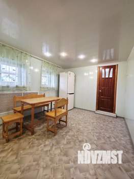 Дом 82м&sup2;, 2-этажный, участок 4 сот.  