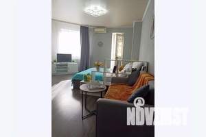 1-к квартира, посуточно, 35м2, 11/16 этаж