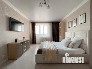 1-к квартира, посуточно, 35м2, 11/16 этаж