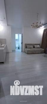 Студия квартира, посуточно, 40м2, 1/2 этаж