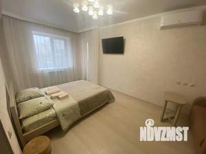 1-к квартира, посуточно, 45м2, 3/9 этаж