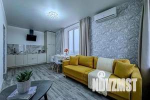 2-к квартира, посуточно, 35м2, 13/20 этаж