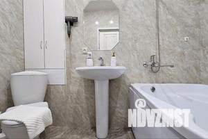 2-к квартира, посуточно, 38м2, 2/21 этаж