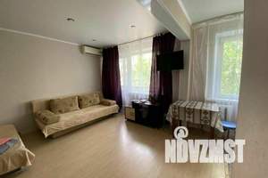 1-к квартира, посуточно, 40м2, 4/5 этаж