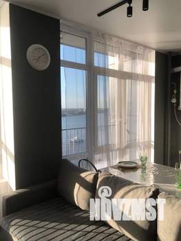 Студия квартира, посуточно, 32м2, 16/19 этаж