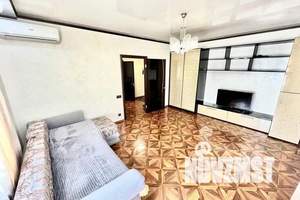 1-к квартира, посуточно, 45м2, 4/9 этаж